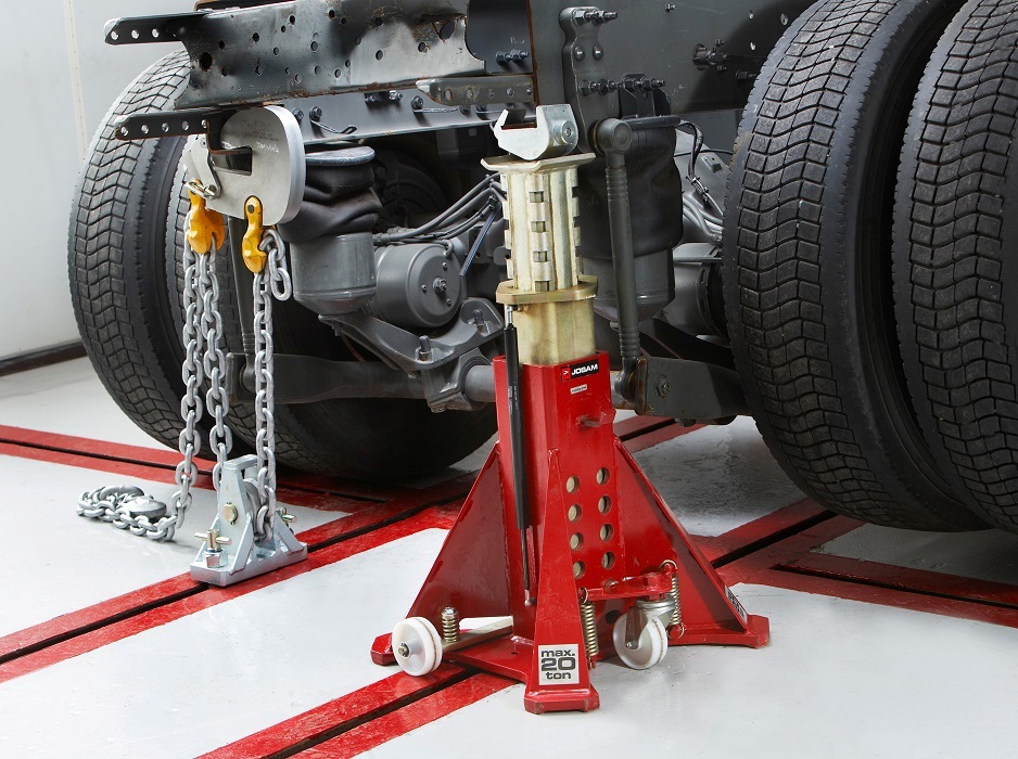 Оснащение участка для кузовного ремонта коммерческого транспорта