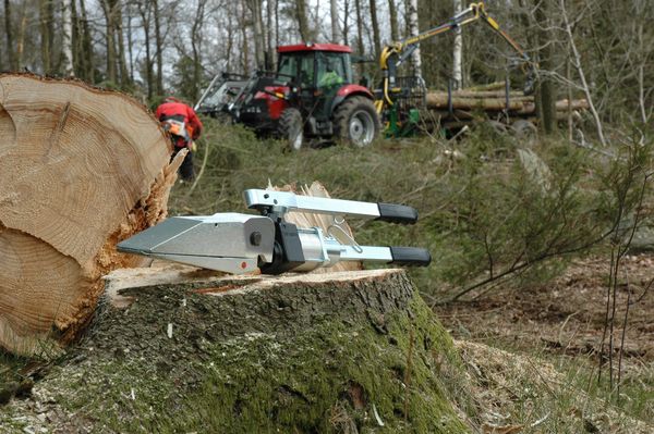 Расширитель гидравлический с ручным приводом, усилие 2 т, раскрытие 120 мм