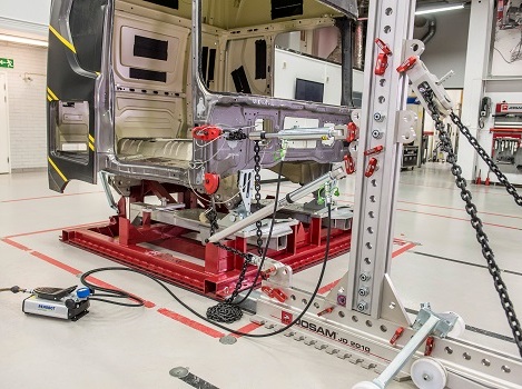 Оснащение участка для кузовного ремонта коммерческого транспорта