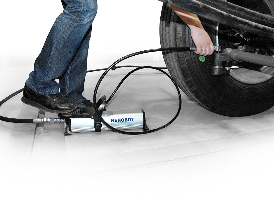 Комплект выпрессовщиков REHOBOT с пневмогидравлическим насосом