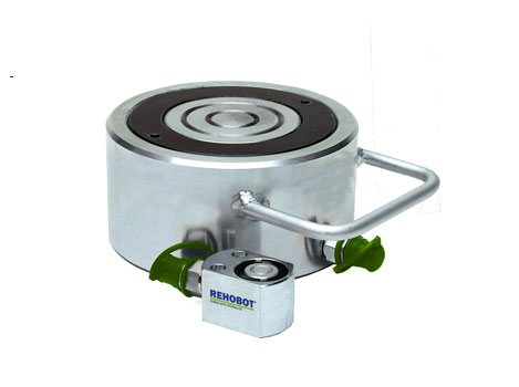 Гидроцилиндр толкающий, усилие 11 т, ход штока 10 мм, высота 43 мм 