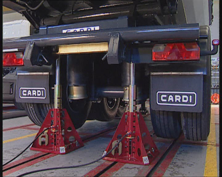 Гидравлический домкрат г/п 10 т. для вывешивания мостов прицепов, полуприцепов 