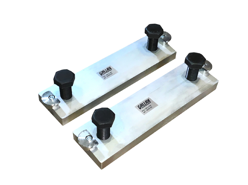 Анкерная пластина с двумя крюками