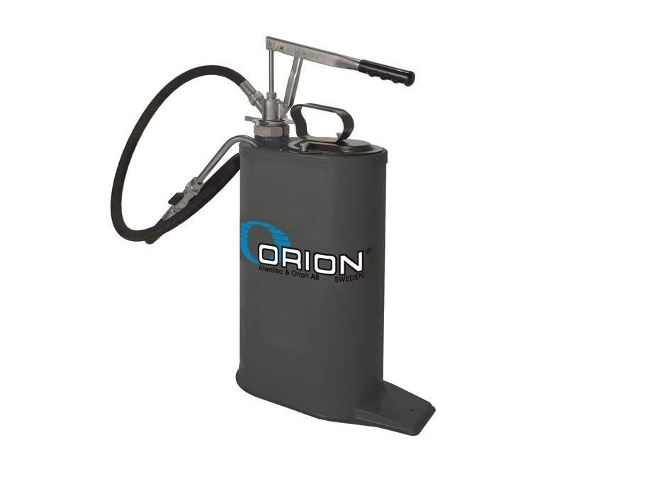 Комплект для раздачи масла переносной, овальная стальная ёмкость 16 л., шланг1,5м., насос ручной, производительность 0,1 л./ход штока