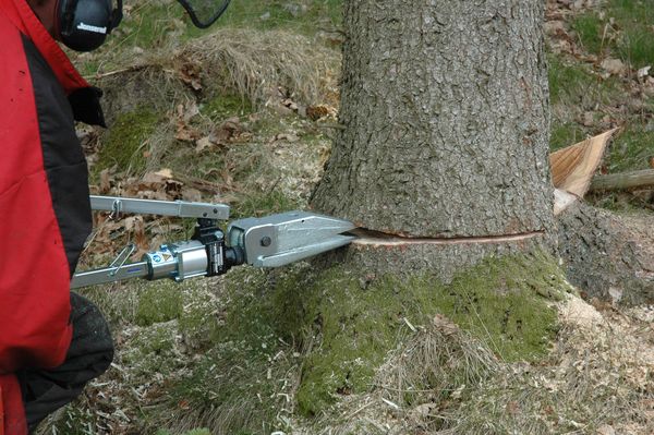 Расширитель гидравлический с ручным приводом, усилие 2 т, раскрытие 120 мм