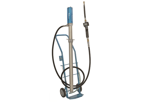 Ком-кт для раздачи масла мобильный, под бочку 60л, насос1:1, пистолет со встр эл.расходомер, шланг 3м 1/2", тележка под бочку.