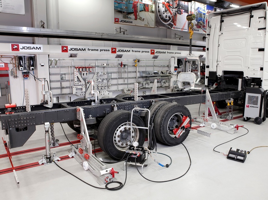 Оснащение участка для кузовного ремонта коммерческого транспорта