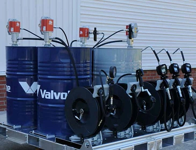 Мобильный компл. для раздачи масла и ТЖ на 4 бочки 200л. (3-масло, 1-смазка). Без компрессора.