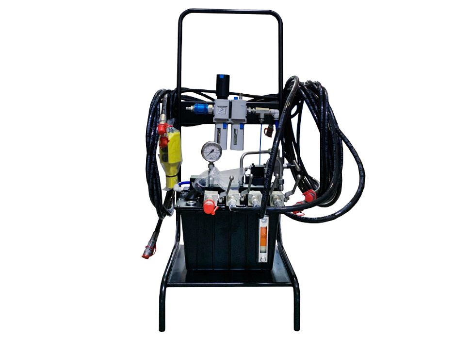 Насосная станция гидравлическая, пневматический привод, 4 выхода, с пультом ДУ, 70 МПа, 9200 см3