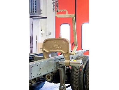 Комплект струбцины для клепки и правки рам 40 т для правки рам 