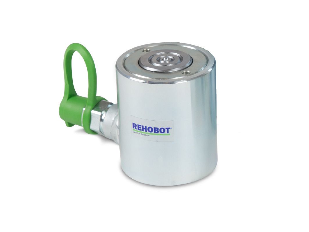 Гидроцилиндр толкающий, усилие 11 т, ход штока 28 мм, высота 75 мм 