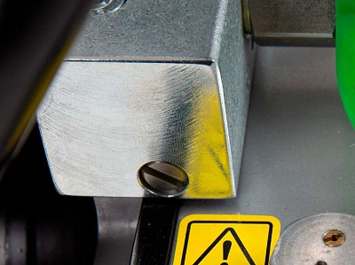 Насос гидравлический с  электроприводом 220В, 70 МПа, 2,5 литра, компактный