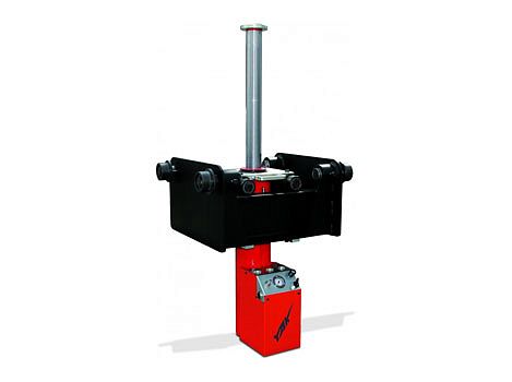 Домкрат канавный пневмогидравлический, с колесами, 10 т