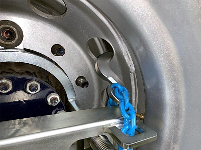 Приспособление для снятия грузовых колёс механическое