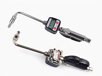 Пистолет для раздачи масла с жестким носиком и расходомером, 7 МПа, поток 1-35 л/мин, погрешность 0,3%