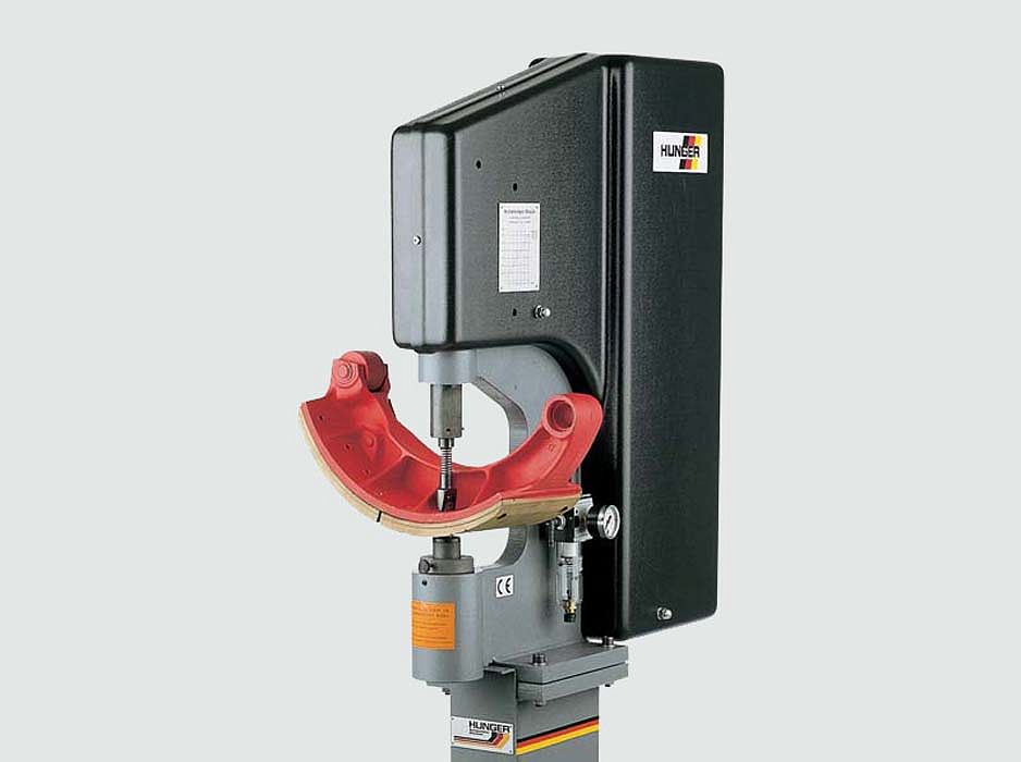 Пневматический стенд для клепки/расклепки N333 с подружиненным инструментом на 5, 6, 8 мм