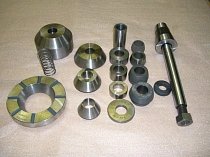 Оснастка для крепления небольших тормозных барабанов, дисков и маховиков