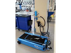 Сбор отработанного масла, поддоны для масла, насос для отработанного масла