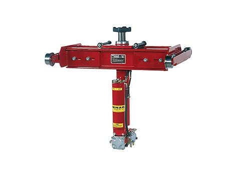 Домкрат канавный пневмогидравлический на 10 т, тележка с колесами