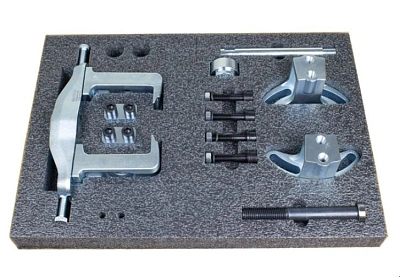 Комплект доп. оснастки для демонтажа фланцев со шлицевыми соединениями карданных валов, коробок передач, и подвесного подшипника  (комплект цилиндра 01-00030 18Т  поставляется отдельно)