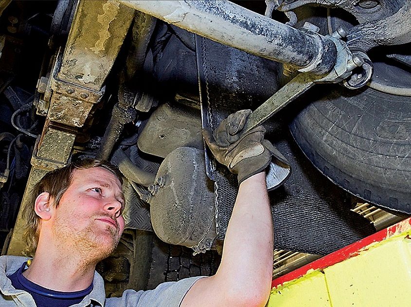 Ключ для откручивания рулевых тяг Ключ для откручивания рулевых тяг