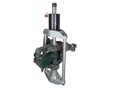 Комплект оснастки для выпрессовщика шкворней гидравлического на  45 тонн (комплект цилиндра поставляется отдельно)