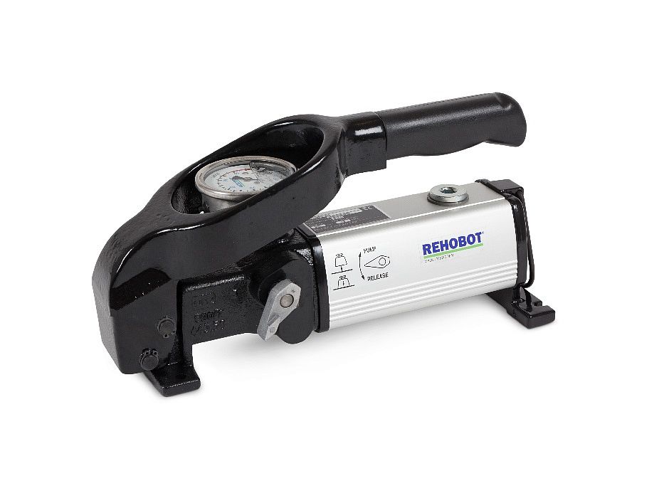  Насос гидравлический двухступенчатый, ручной привод, манометр, 70 МПа, объем масла 300 см3