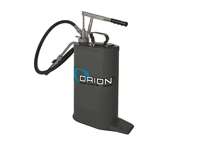 Комплект для раздачи масла переносной, овальная стальная ёмкость 16 л., шланг1,5м., насос ручной, производительность 0,1 л./ход штока