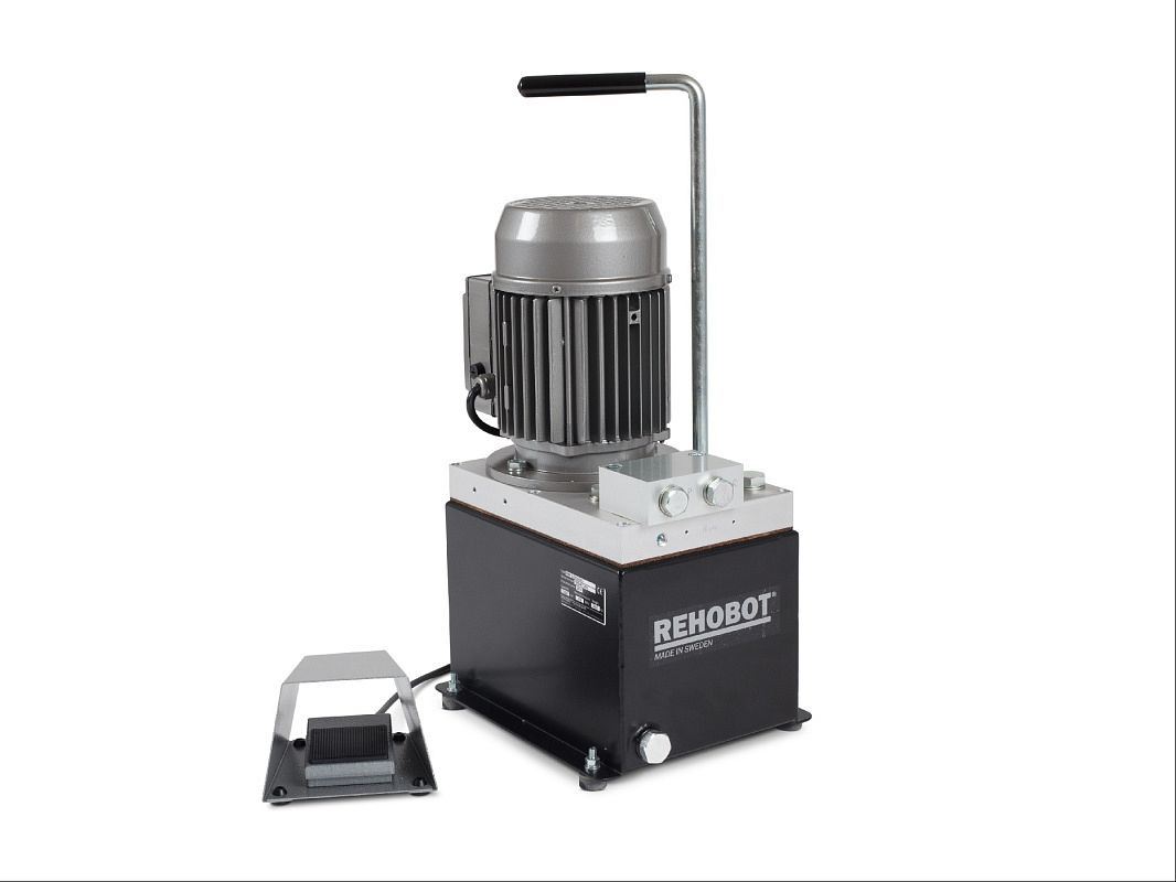 Насос электро-гидравлический, 70 мПа, 220 В., 3,2 л.  ручн. клапан  упр.