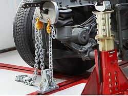 04. Доп. оборудование для правки рам, домкраты, цепи, захватыПравка рам и кабин