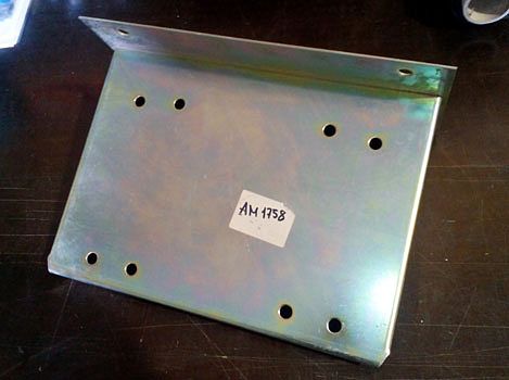 Полка для насосной станции детектора люфта