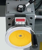 Цифровой счетчик для индикации растачиваемого диаметра барабана