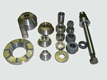 Крепежная оснастка для небольших тормозных барабанов, дисков и маховиков