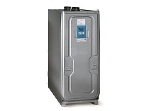 Ёмкость пластиковая объёмом 1500 л., обшитая листовым металлом,1630 х 770 х 1850h мм, 151 кг